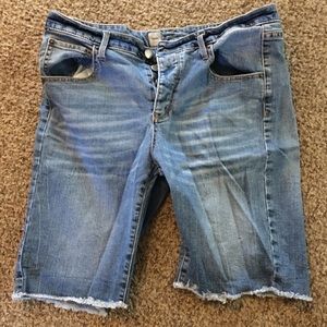 Capri jeans